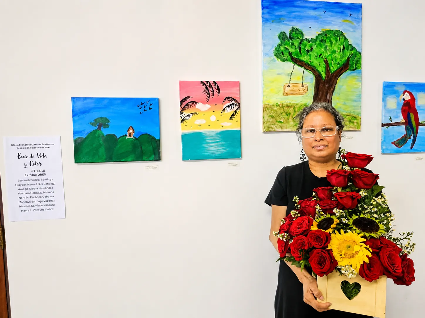 La Profa. Areli M. Nieves Montañez durante el reconocimiento por su dirección del Taller de Pintura de San Marcos